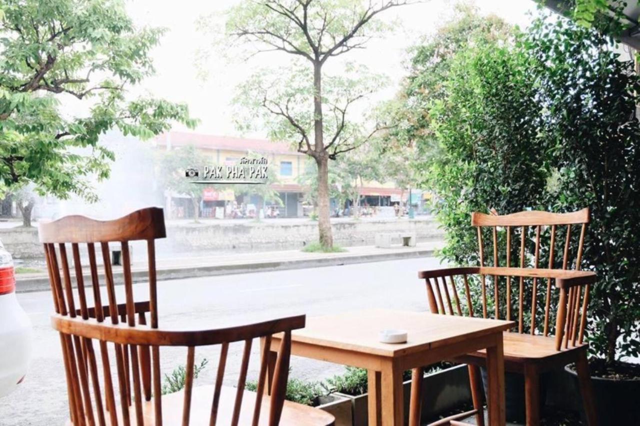 הוסטל צ'יאנג מאי Oon Poshtel X Cafe מראה חיצוני תמונה